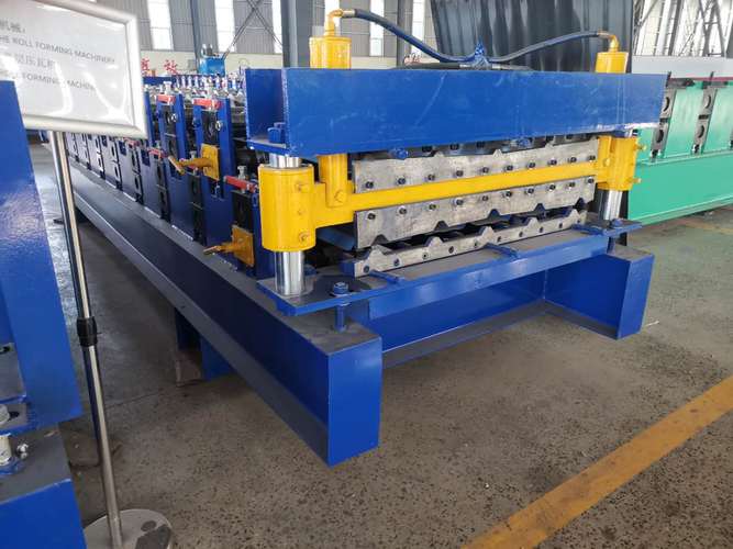 興和機械現貨銷售彩鋼840/900型全自動雙層壓瓦機 彩鋼夾芯板設備